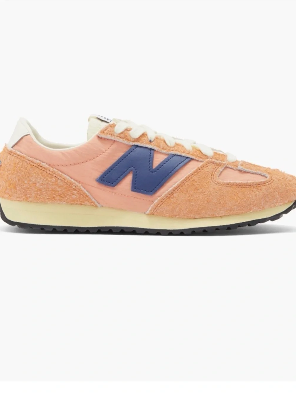 New Balance 471 Women’s Peach Suede Runner with blue